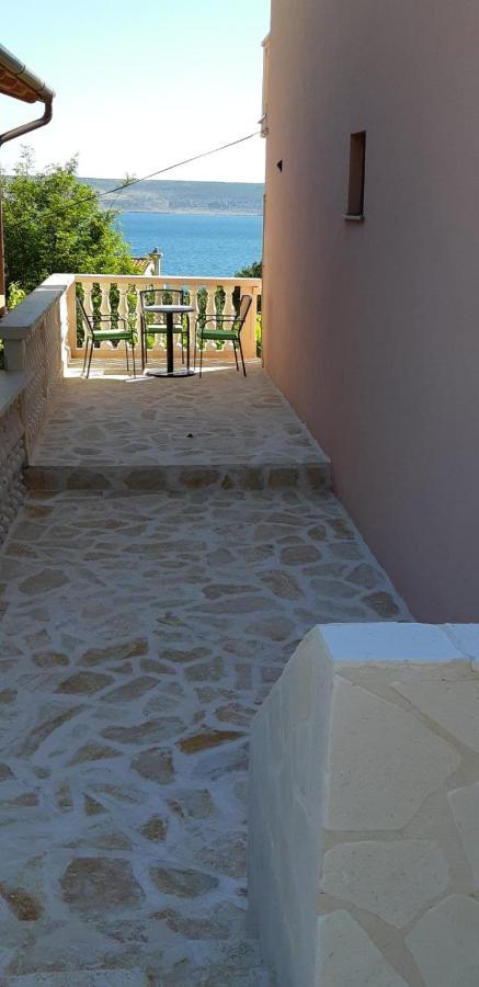 Apartment Ante And Dijana Starigrad Exterior photo