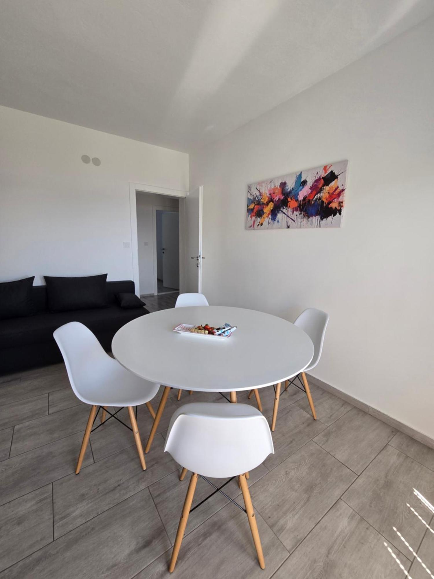 Apartment Ante And Dijana Starigrad Exterior photo