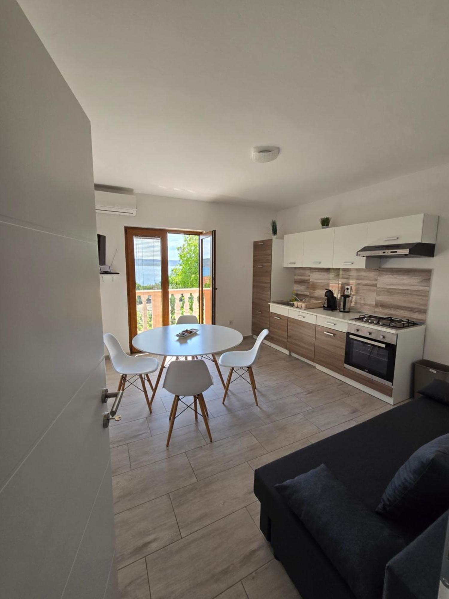 Apartment Ante And Dijana Starigrad Exterior photo